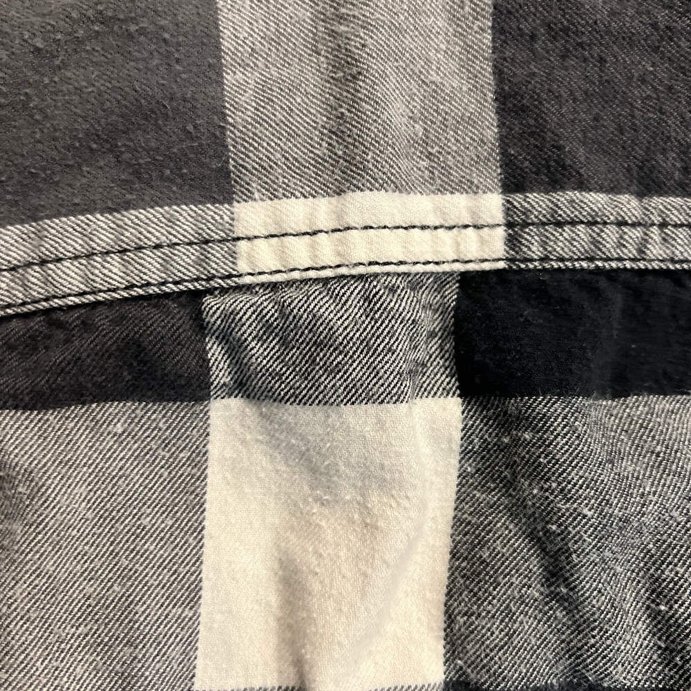 Mossimo flannel button down - Picture 2 of 2